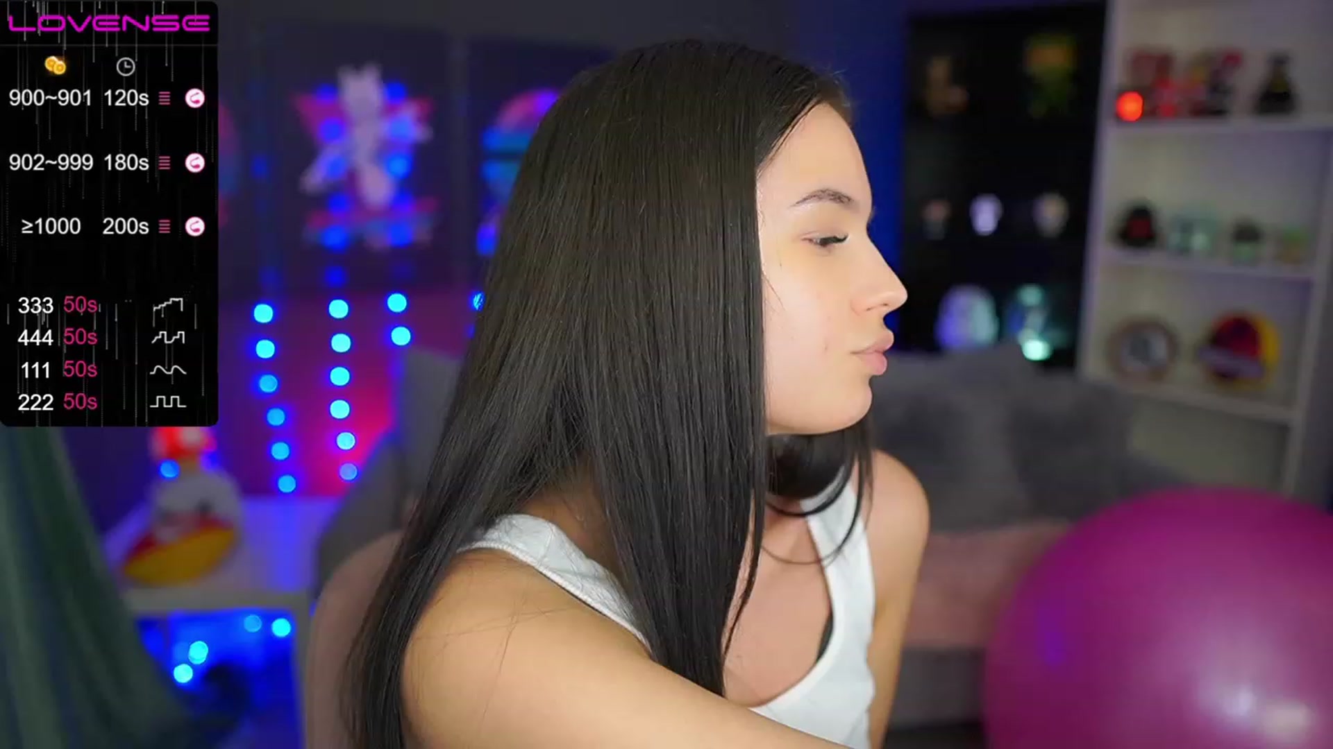 Gallery image thumbnail from Kylie_Quinn's myfreecams stream on, 04/17/2023, 24:20 image 1 of 20