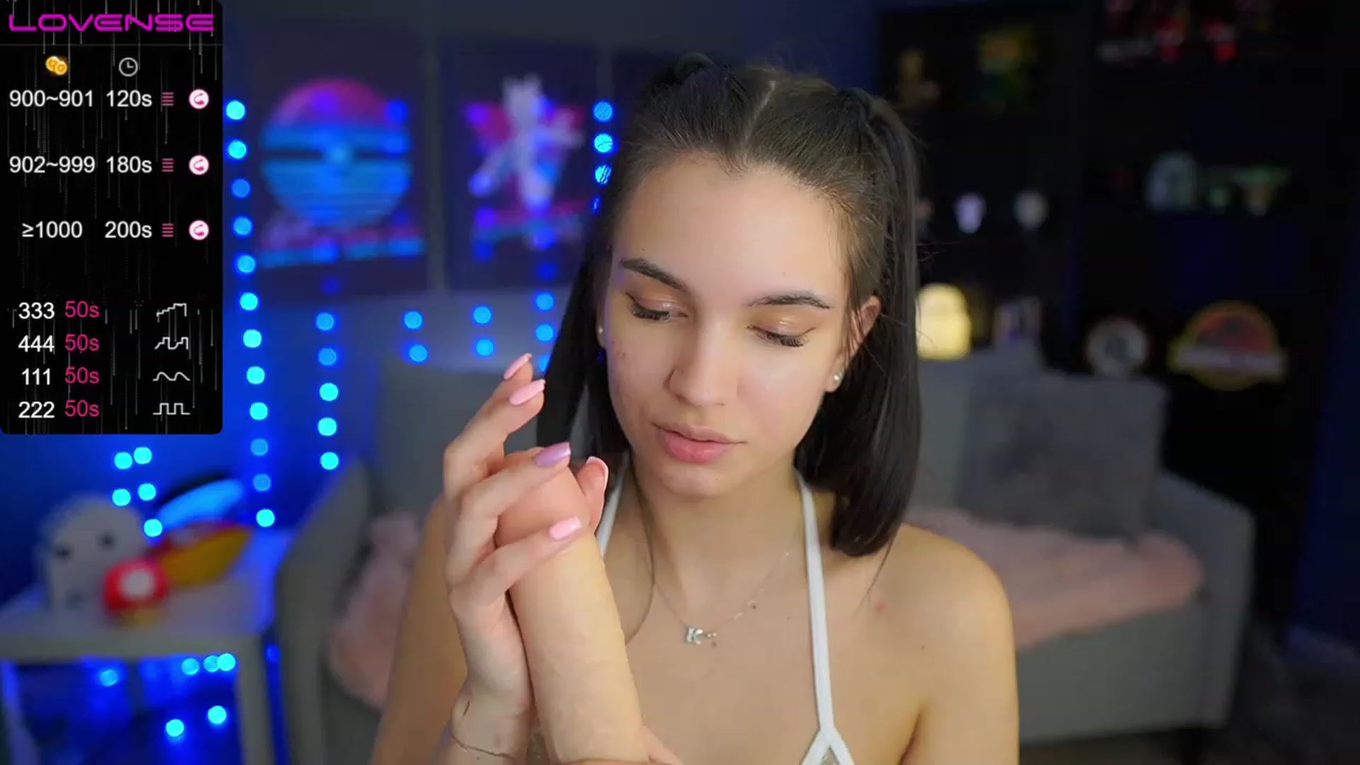 Gallery image thumbnail from Kylie_Quinn's myfreecams stream on, 04/30/2023, 21:57 image 3 of 20