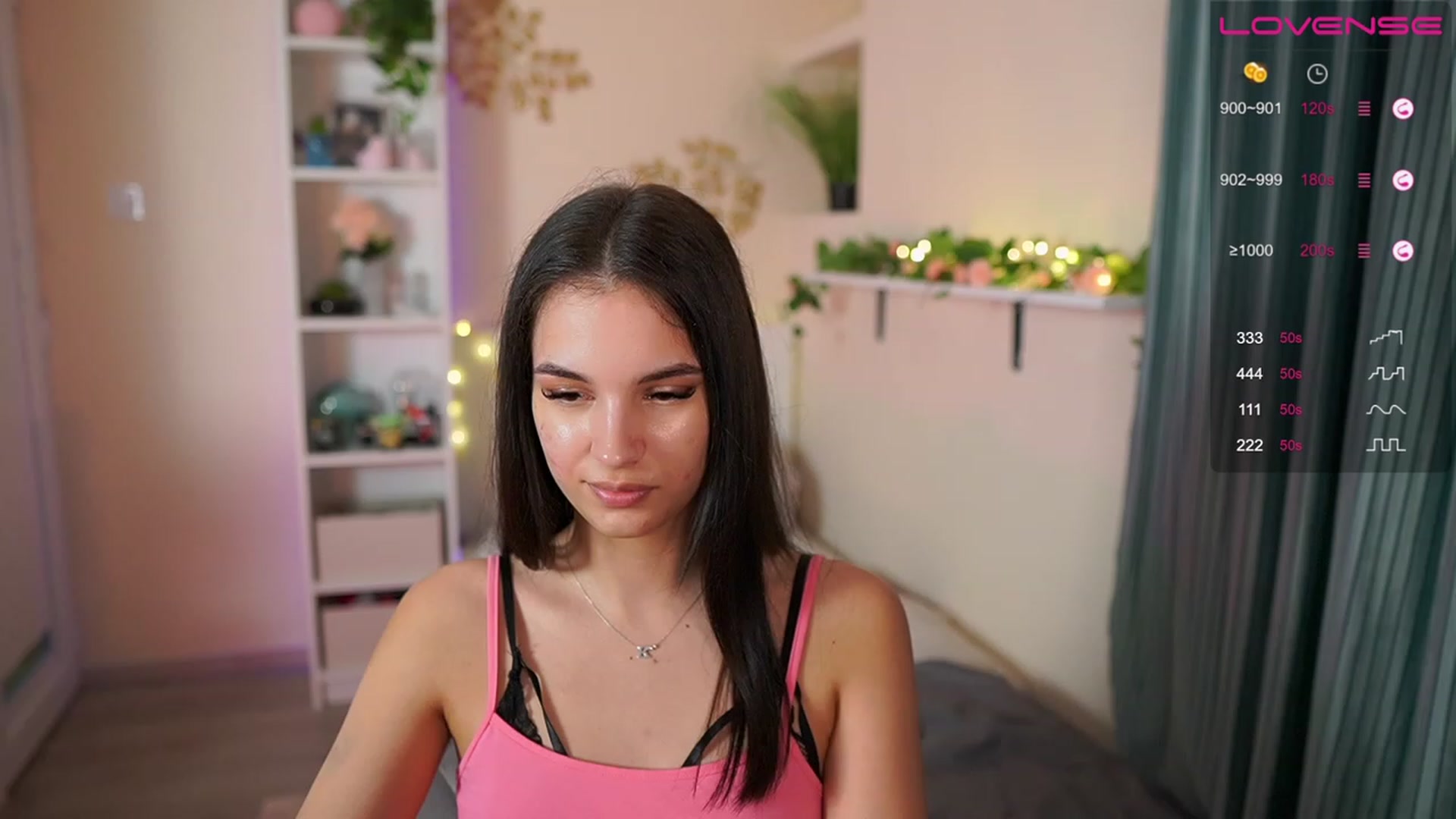 Gallery image thumbnail from Kylie_Quinn's myfreecams stream on, 05/25/2023, 19:00 image 9 of 20