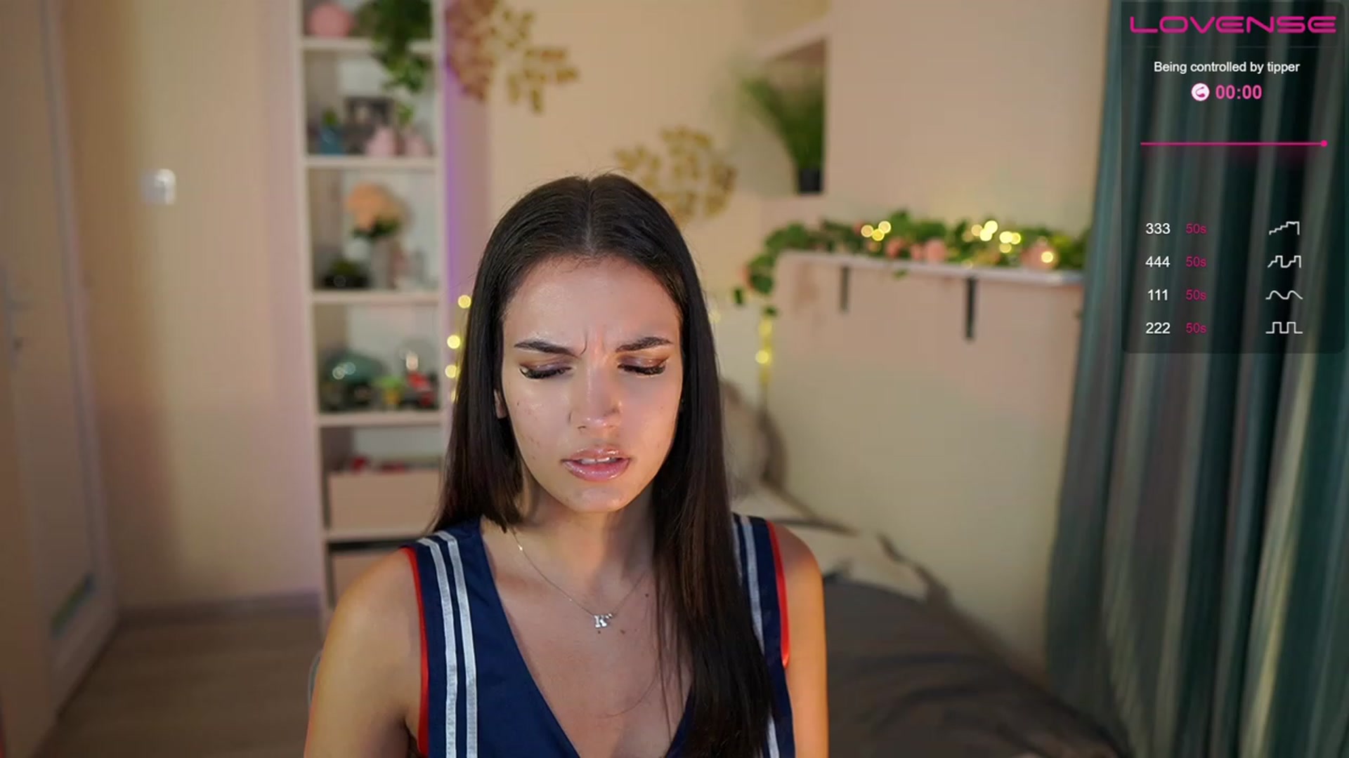 Gallery image thumbnail from Kylie_Quinn's myfreecams stream on, 05/26/2023, 22:25 image 16 of 20