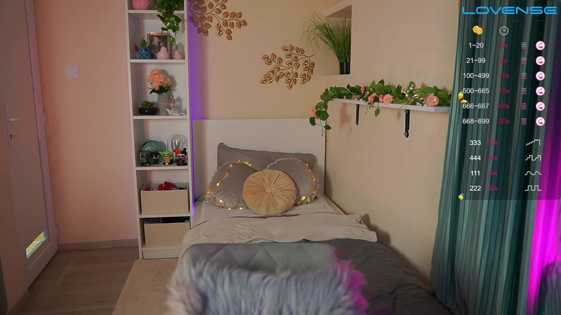 Gallery image thumbnail from Kylie_Quinn's myfreecams stream on, 05/31/2023, 21:10 image 19 of 20