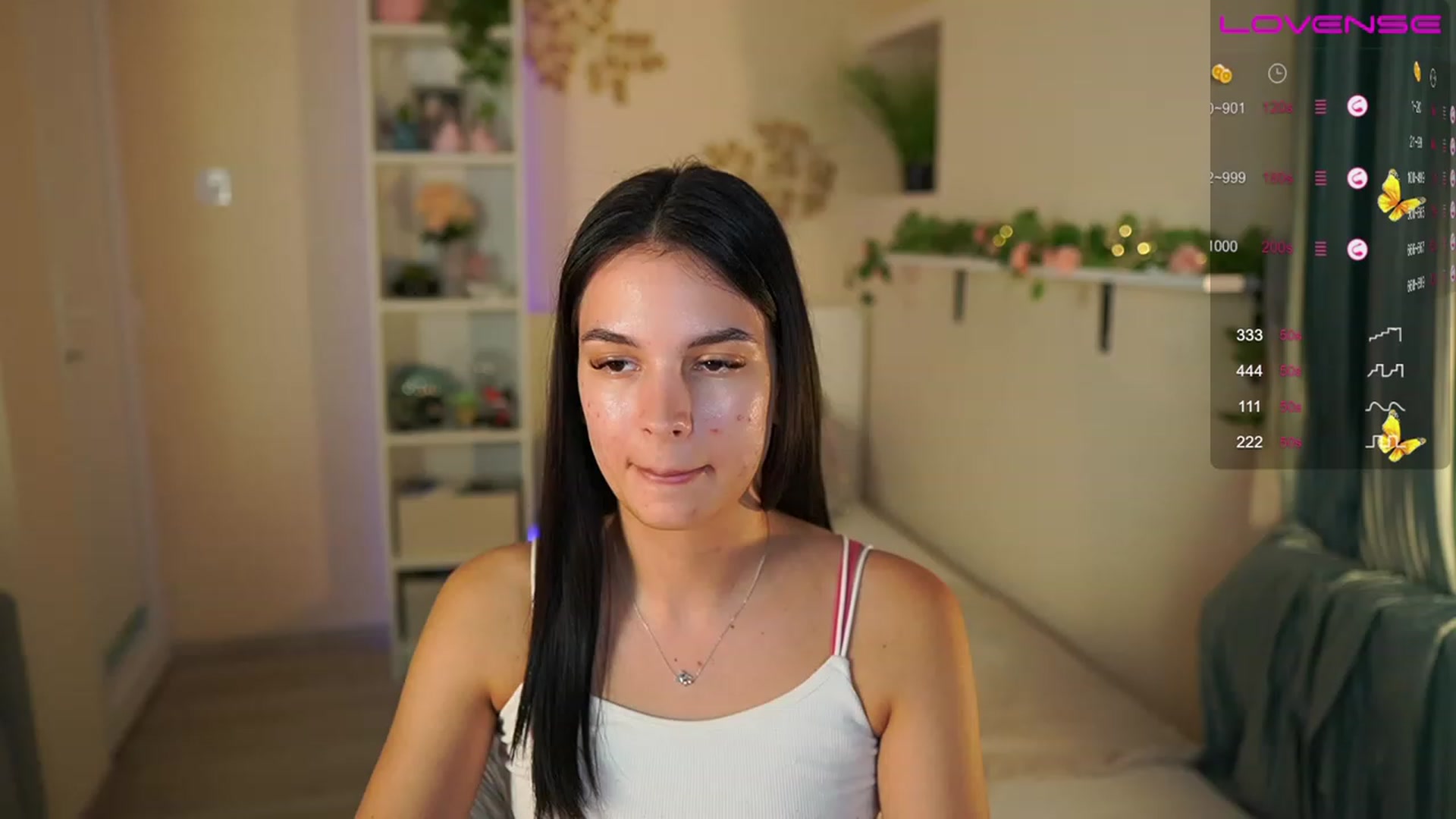 Gallery image thumbnail from Kylie_Quinn's myfreecams stream on, 06/14/2023, 20:34 image 17 of 20