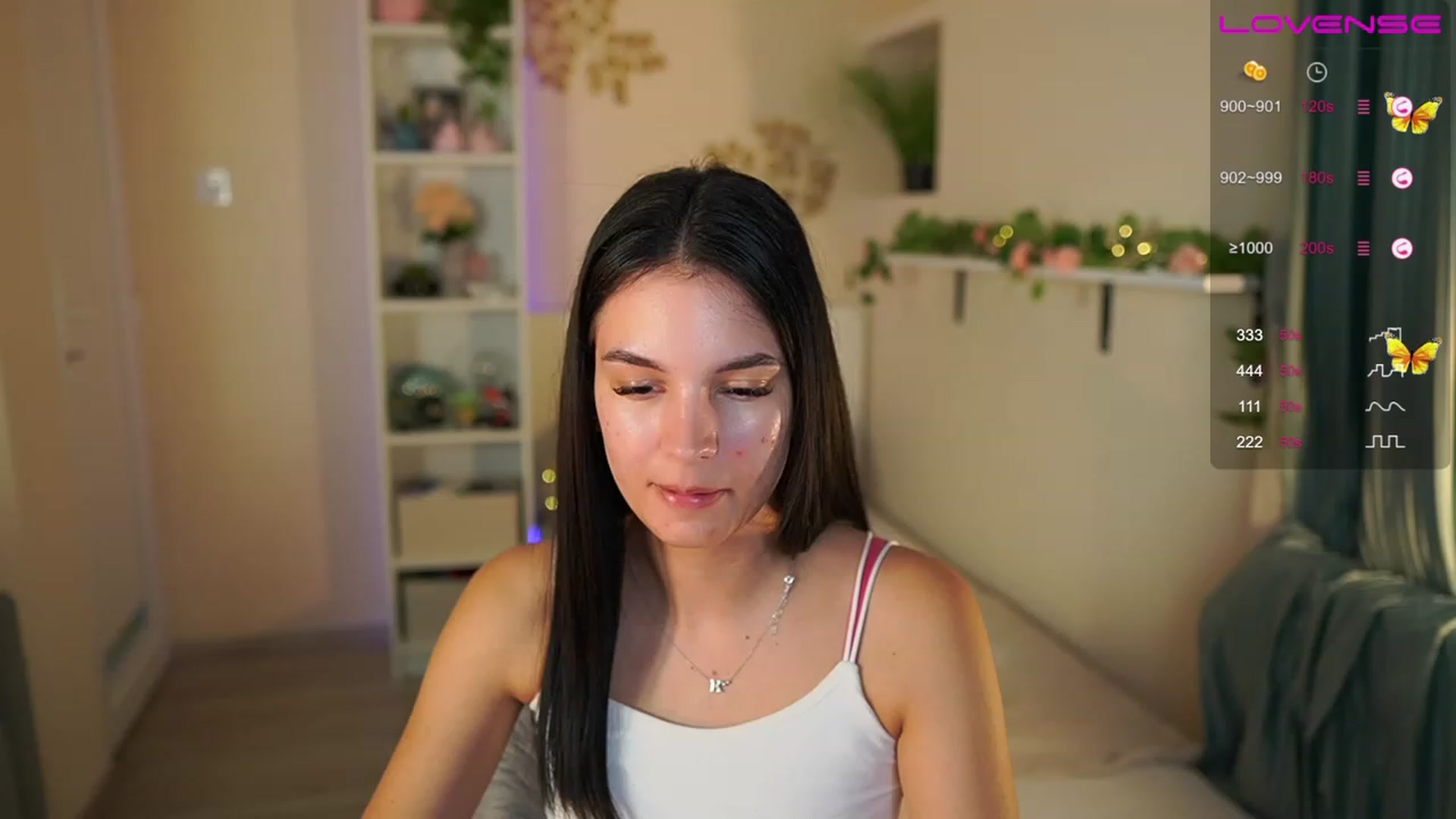 Gallery image thumbnail from Kylie_Quinn's myfreecams stream on, 06/14/2023, 20:34 image 16 of 20