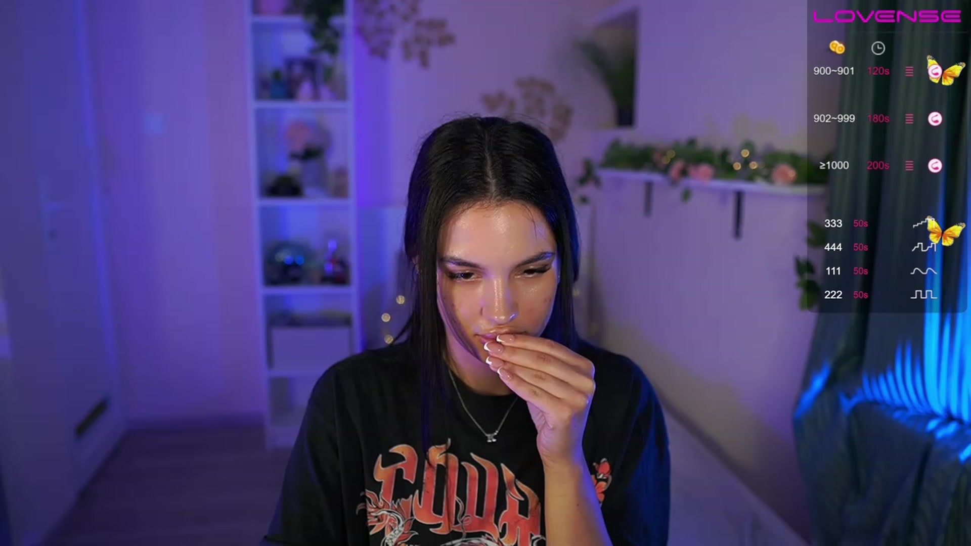 Gallery image thumbnail from Kylie_Quinn's myfreecams stream on, 06/18/2023, 23:05 image 15 of 20