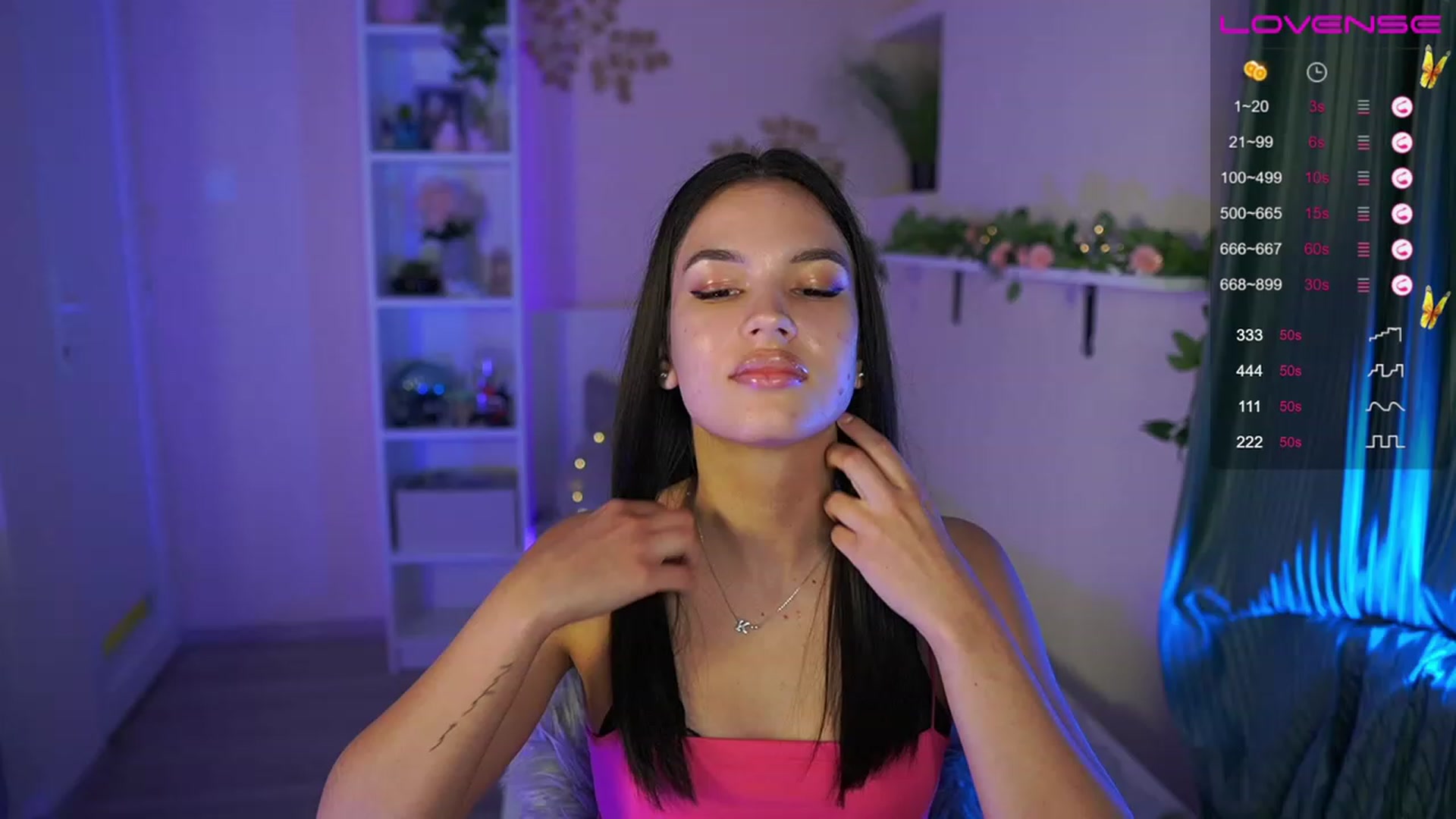 Gallery image thumbnail from Kylie_Quinn's myfreecams stream on, 06/19/2023, 19:32 image 6 of 20