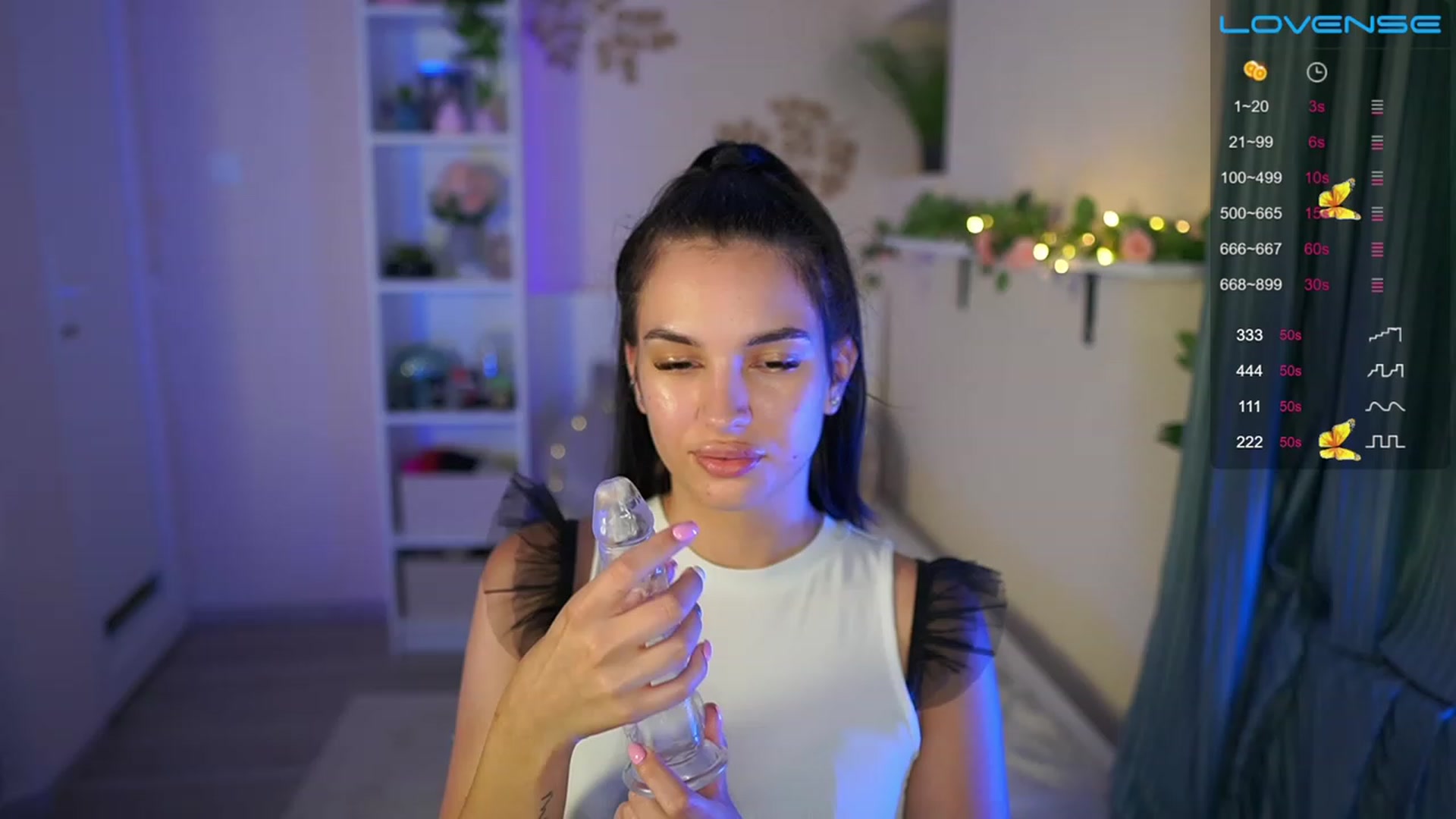 Gallery image thumbnail from Kylie_Quinn's myfreecams stream on, 07/08/2023, 19:30 image 15 of 20