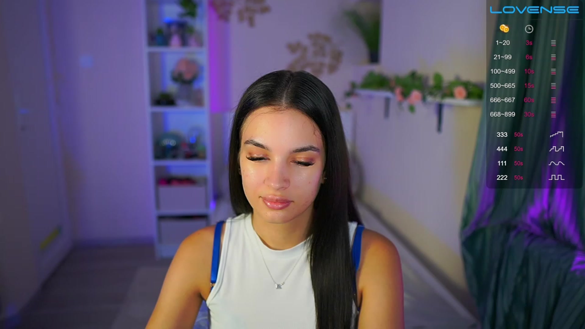 Gallery image thumbnail from Kylie_Quinn's myfreecams stream on, 07/22/2023, 20:05 image 1 of 20