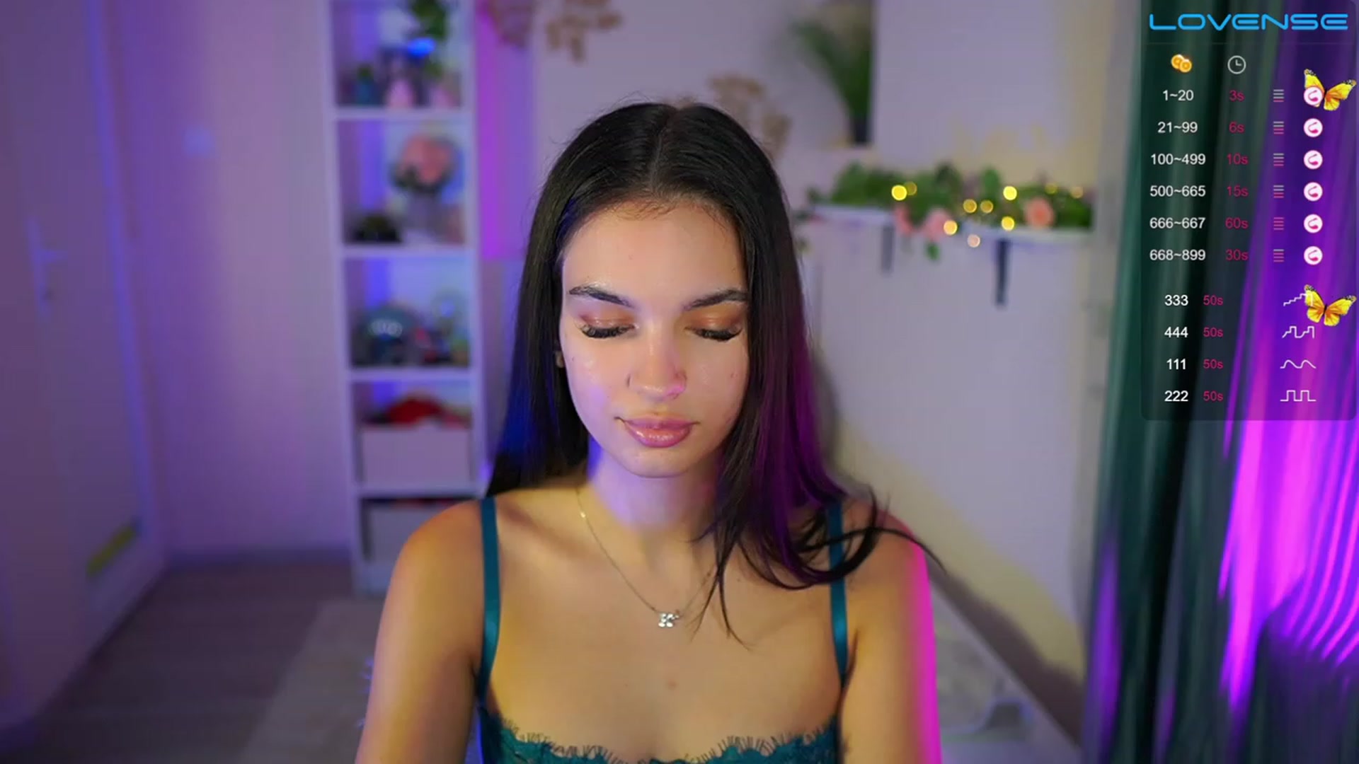 Gallery image thumbnail from Kylie_Quinn's myfreecams stream on, 07/27/2023, 19:14 image 16 of 20