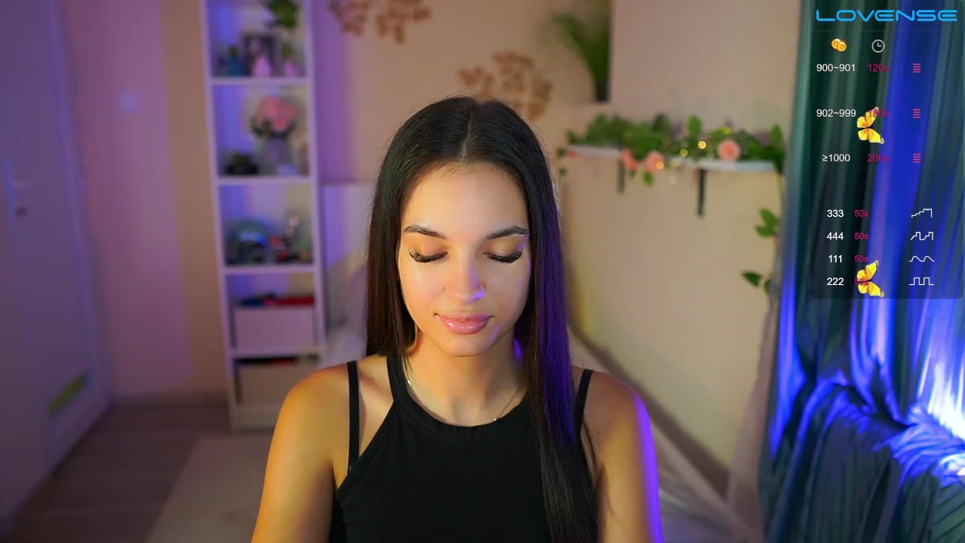 Gallery image thumbnail from Kylie_Quinn's myfreecams stream on, 08/04/2023, 16:01 image 14 of 20