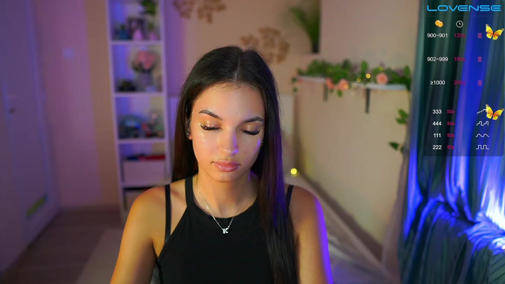 Gallery image thumbnail from Kylie_Quinn's myfreecams stream on, 08/04/2023, 17:00 image 15 of 20