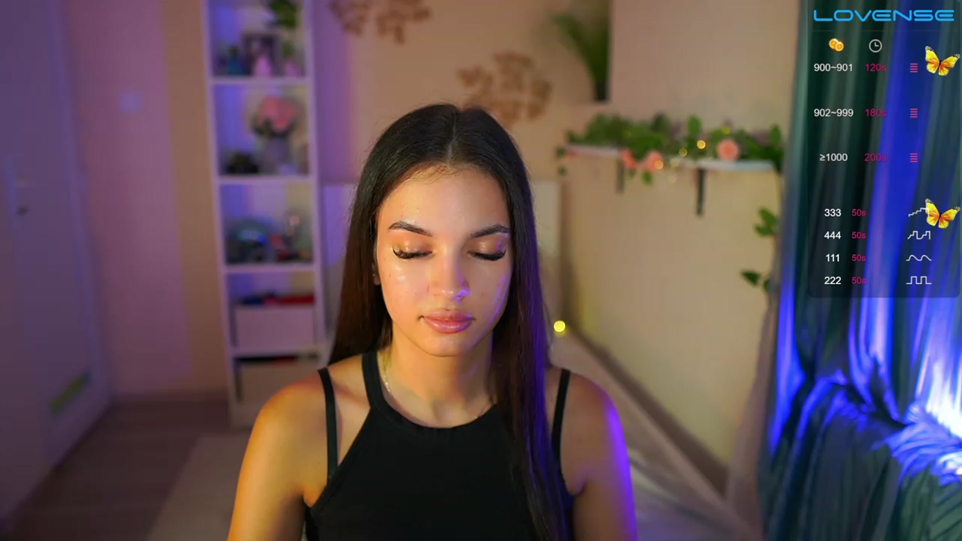 Gallery image thumbnail from Kylie_Quinn's myfreecams stream on, 08/04/2023, 17:00 image 1 of 20