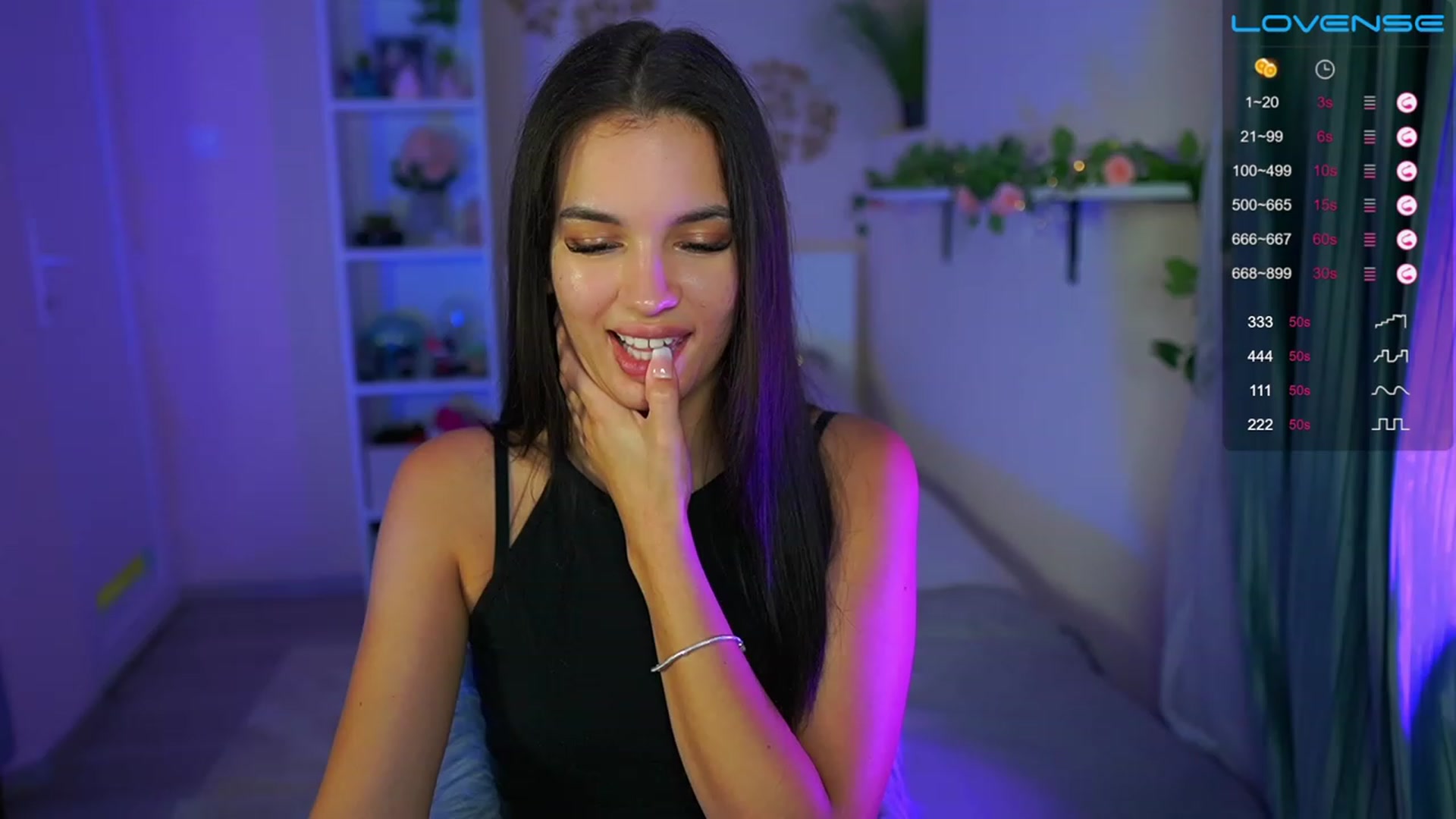 Gallery image thumbnail from Kylie_Quinn's myfreecams stream on, 08/08/2023, 23:18 image 4 of 20
