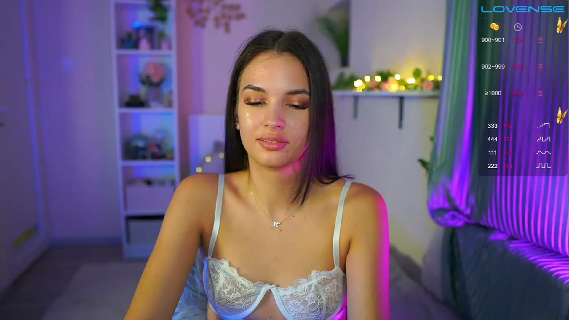 Gallery image thumbnail from Kylie_Quinn's myfreecams stream on, 08/18/2023, 24:50 image 12 of 20