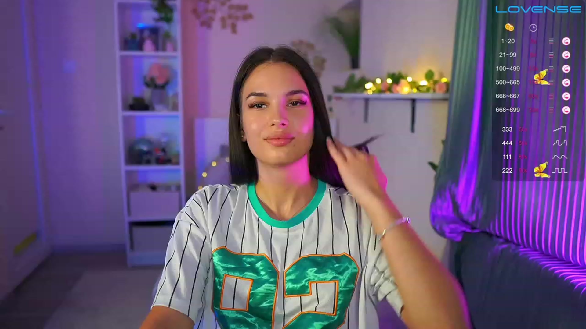 Gallery image thumbnail from Kylie_Quinn's myfreecams stream on, 08/18/2023, 03:15 image 12 of 20