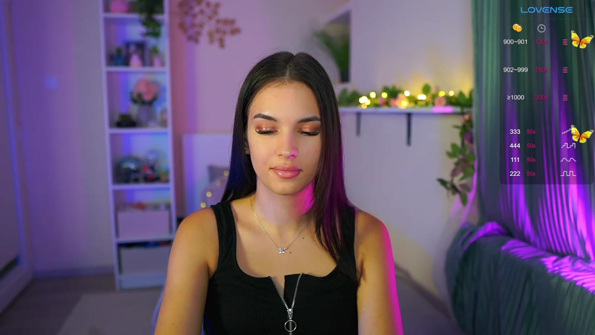 Gallery image thumbnail from Kylie_Quinn's myfreecams stream on, 08/18/2023, 19:42 image 1 of 20