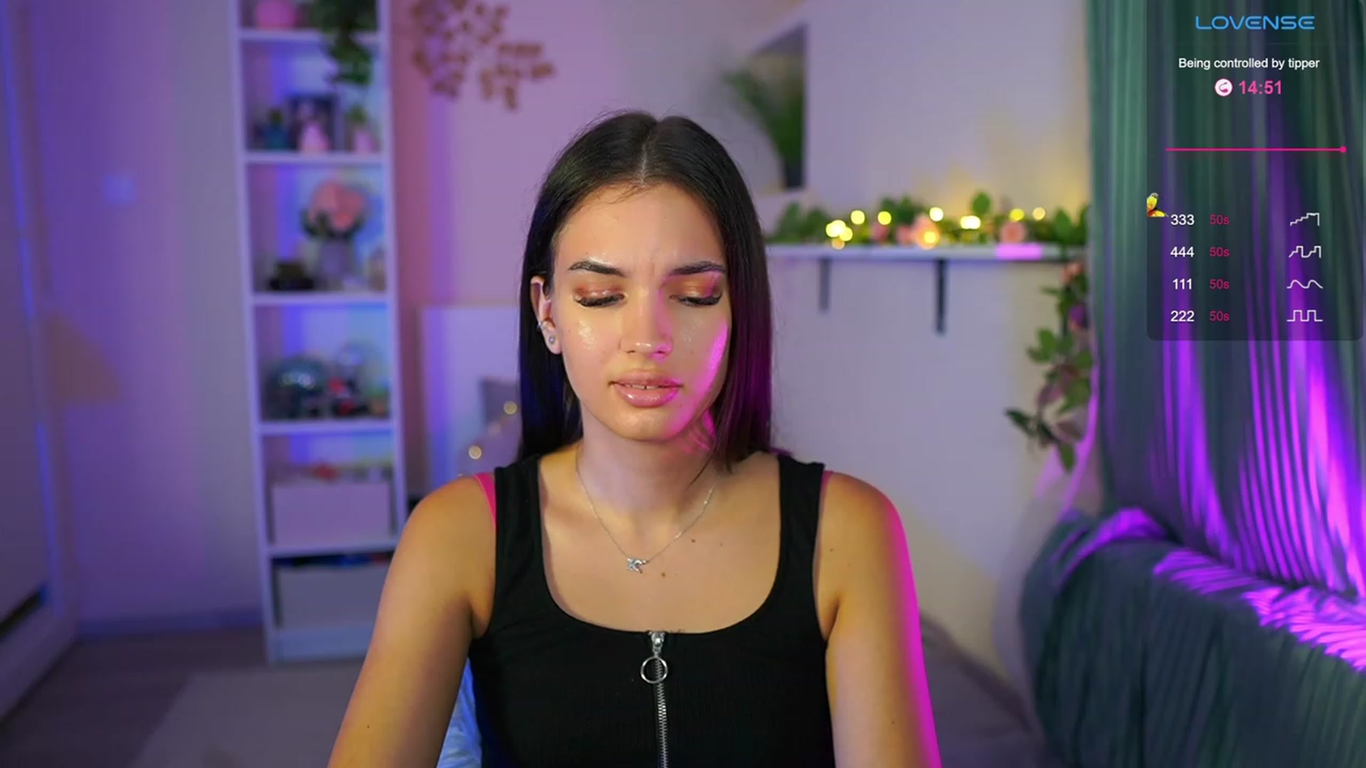 Gallery image thumbnail from Kylie_Quinn's myfreecams stream on, 08/18/2023, 22:42 image 11 of 20