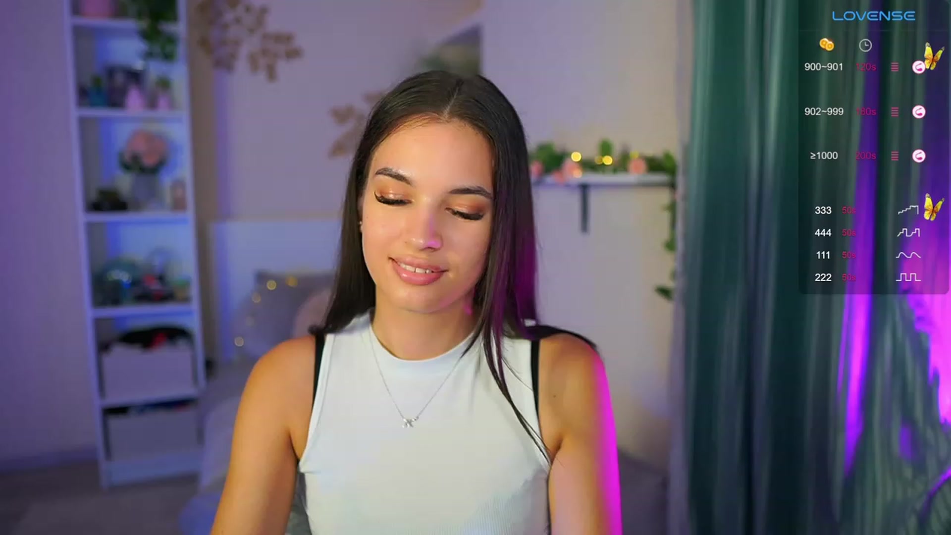 Gallery image thumbnail from Kylie_Quinn's myfreecams stream on, 08/25/2023, 22:08 image 3 of 20