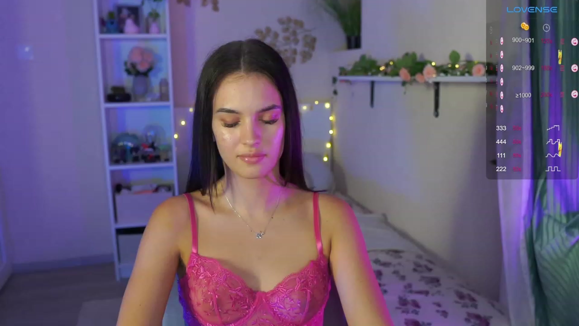 Gallery image thumbnail from Kylie_Quinn's myfreecams stream on, 09/03/2023, 22:30 image 18 of 20