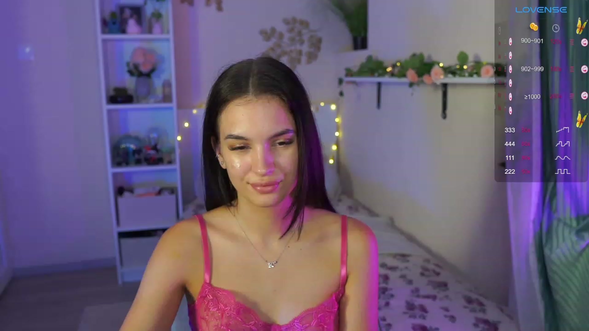 Gallery image thumbnail from Kylie_Quinn's myfreecams stream on, 09/03/2023, 22:30 image 19 of 20