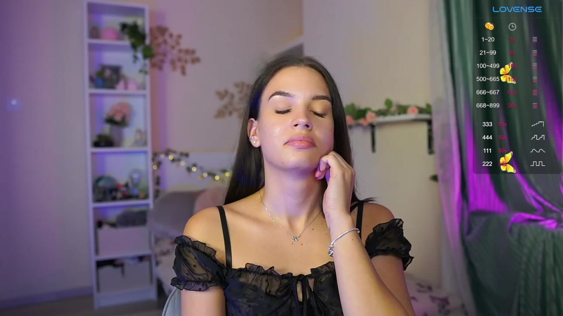 Gallery image thumbnail from Kylie_Quinn's myfreecams stream on, 09/28/2023, 23:11 image 3 of 20