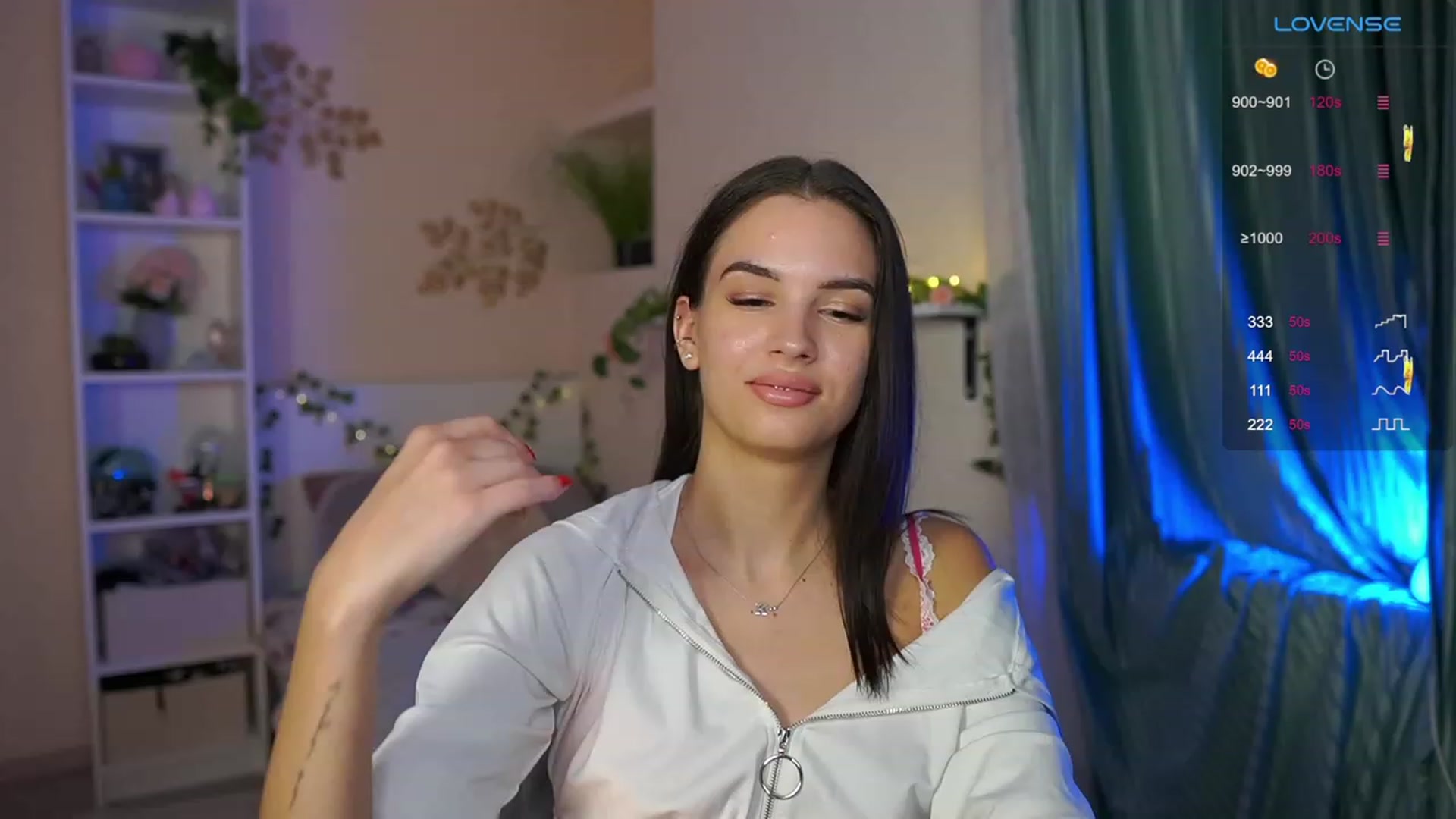 Gallery image thumbnail from Kylie_Quinn's myfreecams stream on, 10/07/2023, 19:17 image 2 of 20