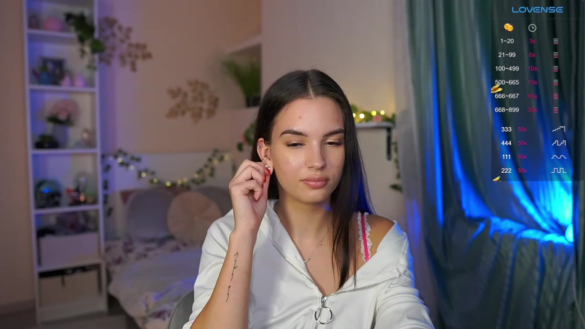Gallery image thumbnail from Kylie_Quinn's myfreecams stream on, 10/07/2023, 21:46 image 14 of 20