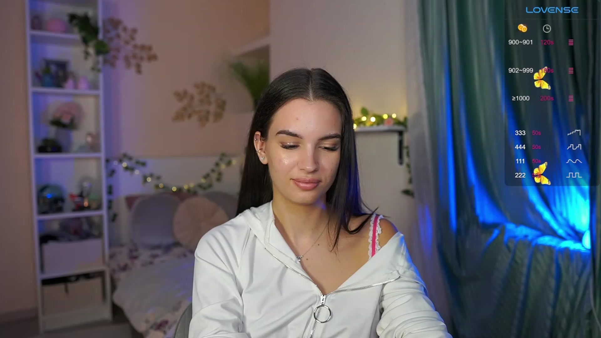 Gallery image thumbnail from Kylie_Quinn's myfreecams stream on, 10/07/2023, 21:46 image 2 of 20