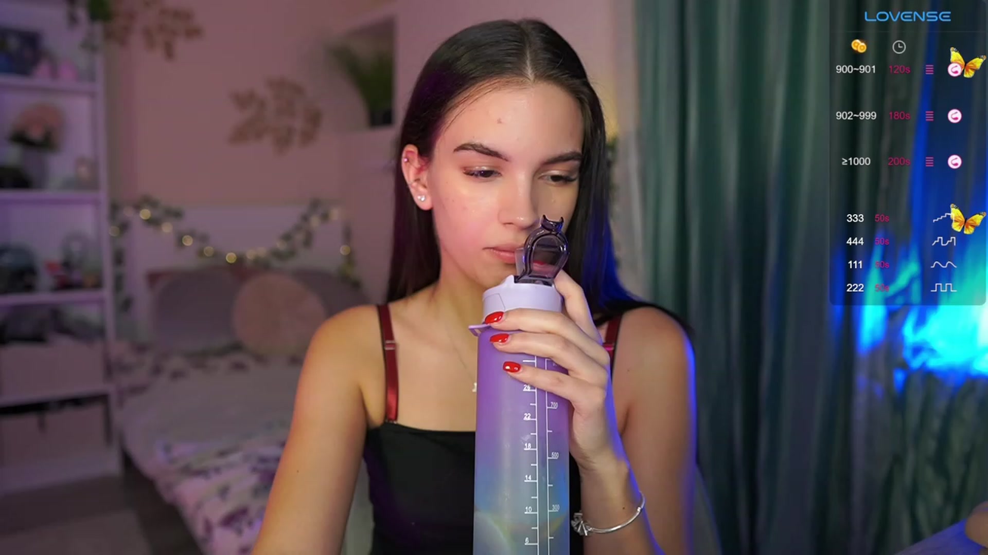 Gallery image thumbnail from Kylie_Quinn's myfreecams stream on, 10/08/2023, 21:08 image 15 of 20