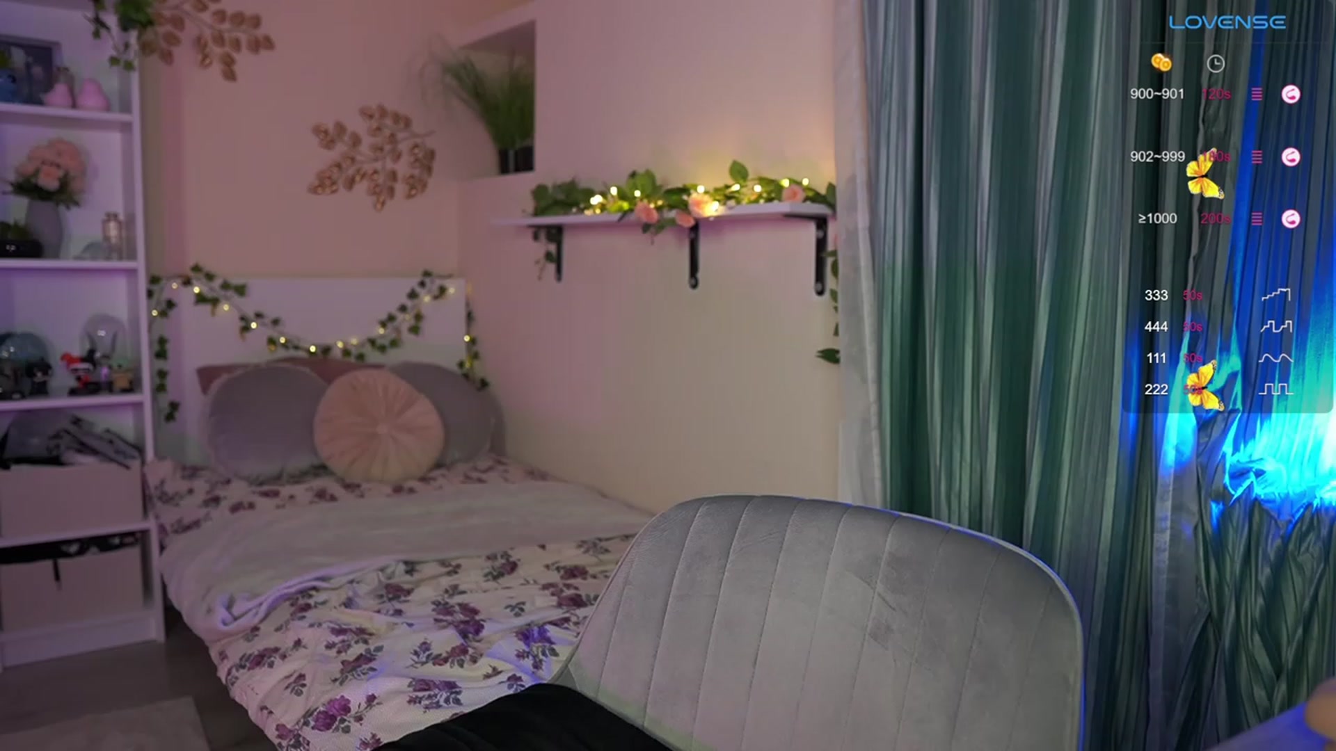 Gallery image thumbnail from Kylie_Quinn's myfreecams stream on, 10/08/2023, 21:41 image 11 of 20