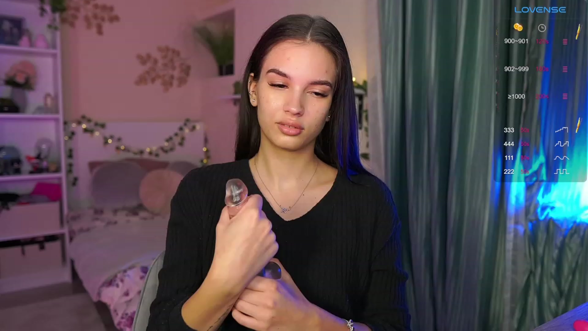 Gallery image thumbnail from Kylie_Quinn's myfreecams stream on, 10/10/2023, 19:04 image 8 of 20