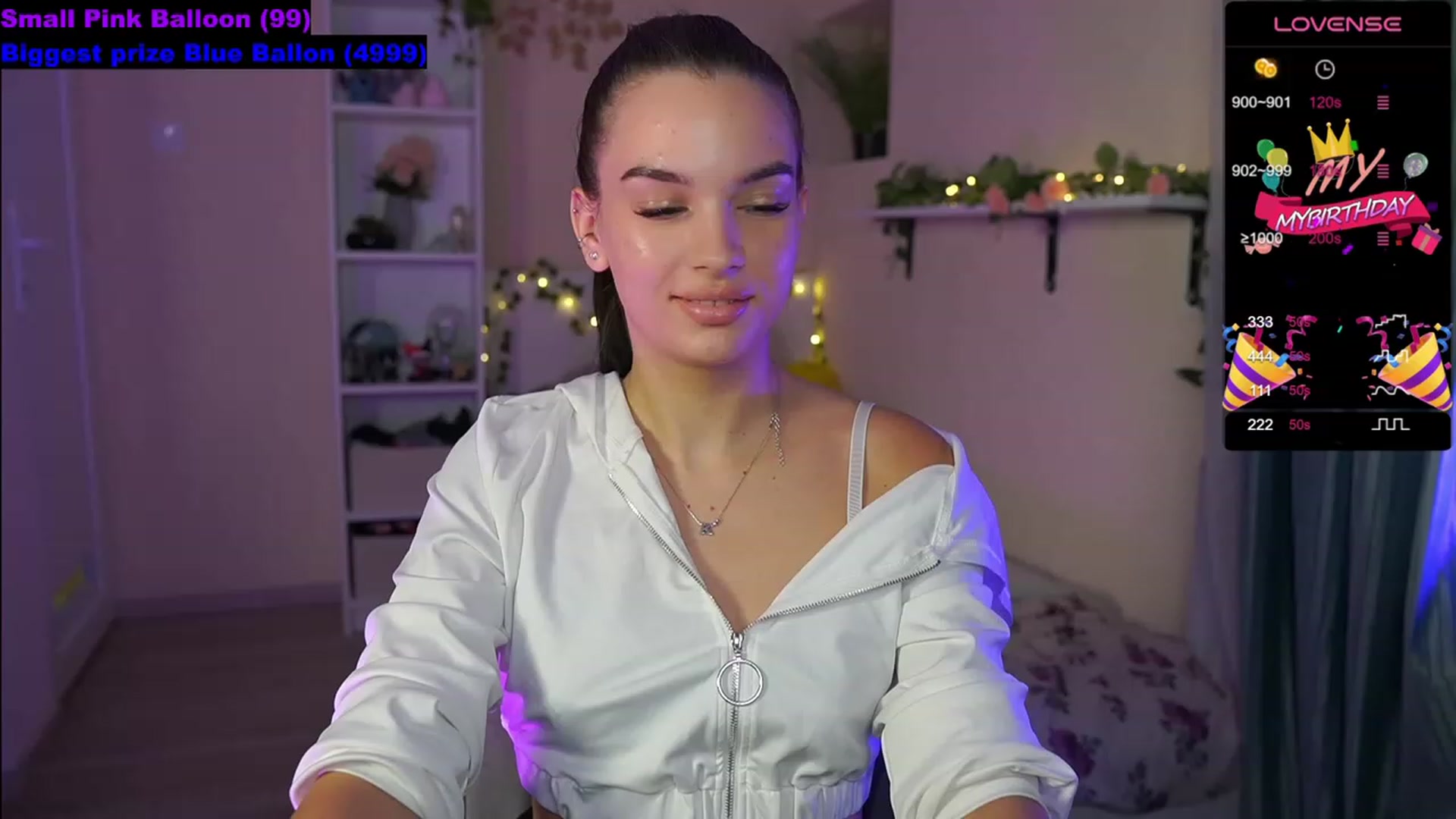 Gallery image thumbnail from Kylie_Quinn's myfreecams stream on, 10/17/2023, 12:42 image 8 of 20