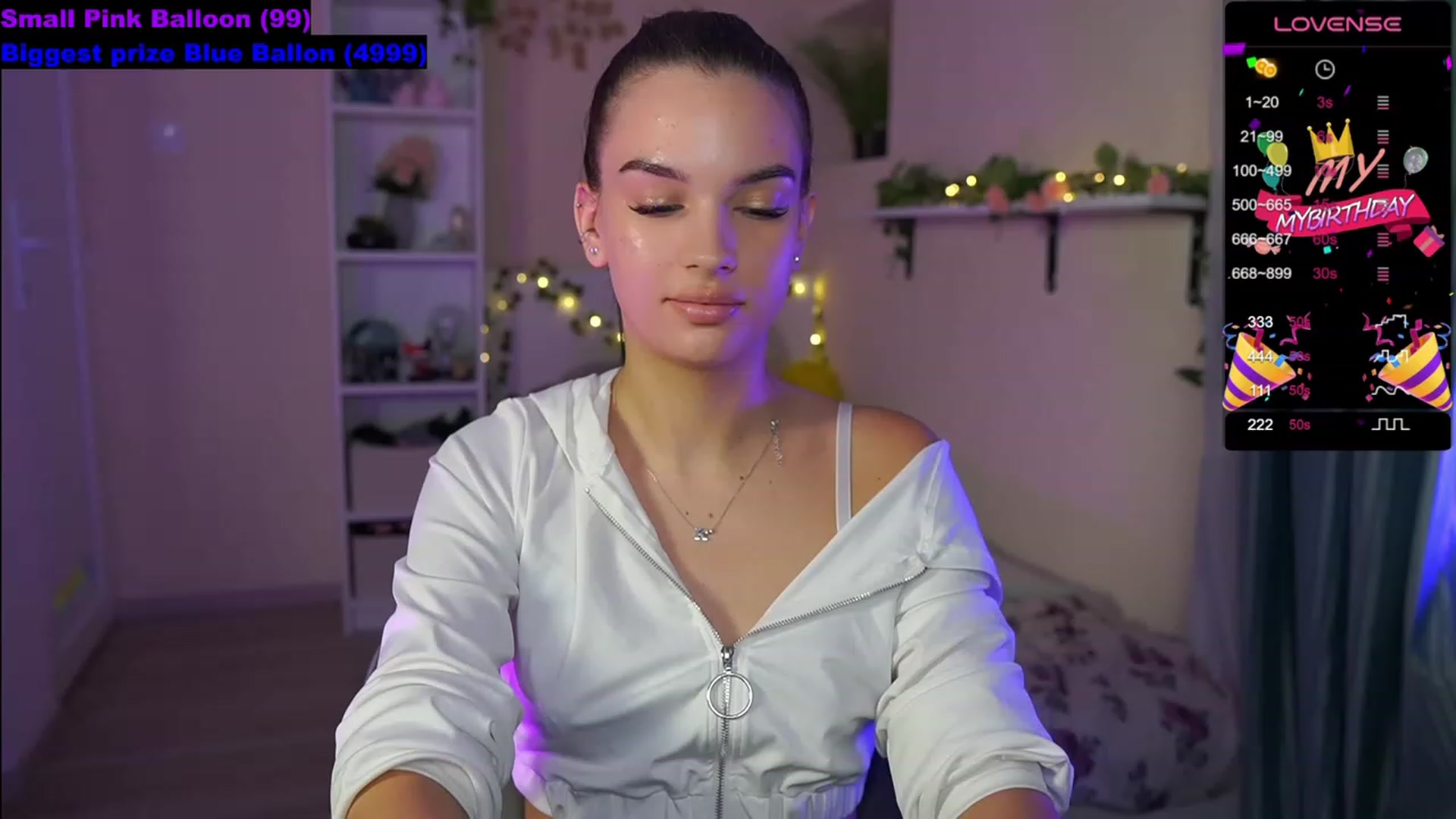 Gallery image thumbnail from Kylie_Quinn's myfreecams stream on, 10/17/2023, 12:42 image 6 of 20