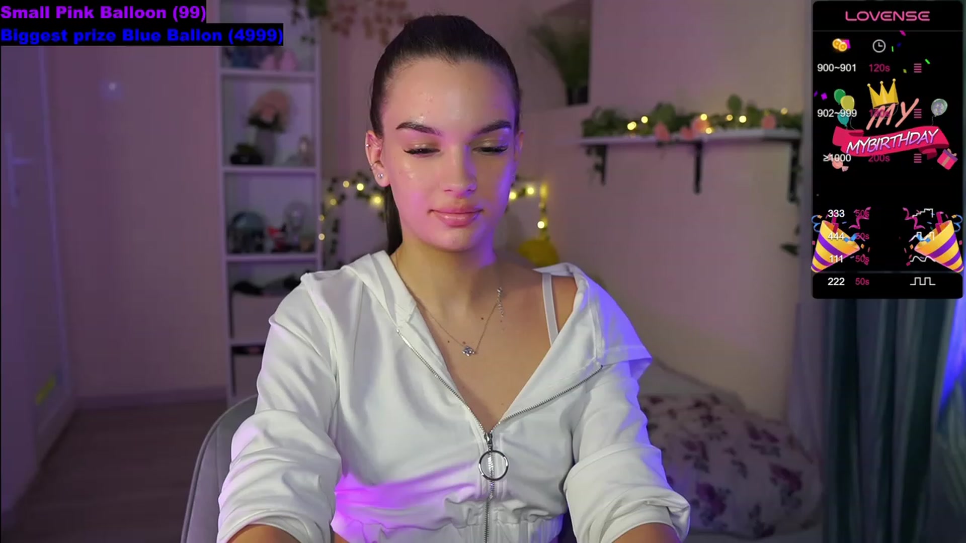 Gallery image thumbnail from Kylie_Quinn's myfreecams stream on, 10/17/2023, 12:42 image 12 of 20