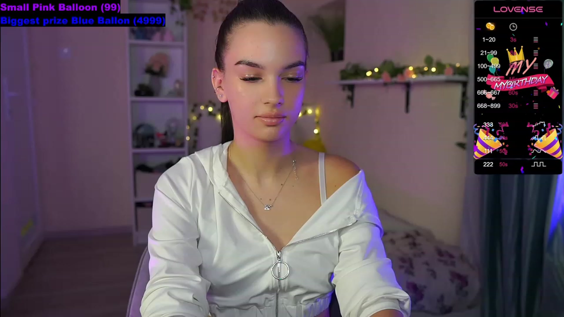 Gallery image thumbnail from Kylie_Quinn's myfreecams stream on, 10/17/2023, 12:42 image 5 of 20