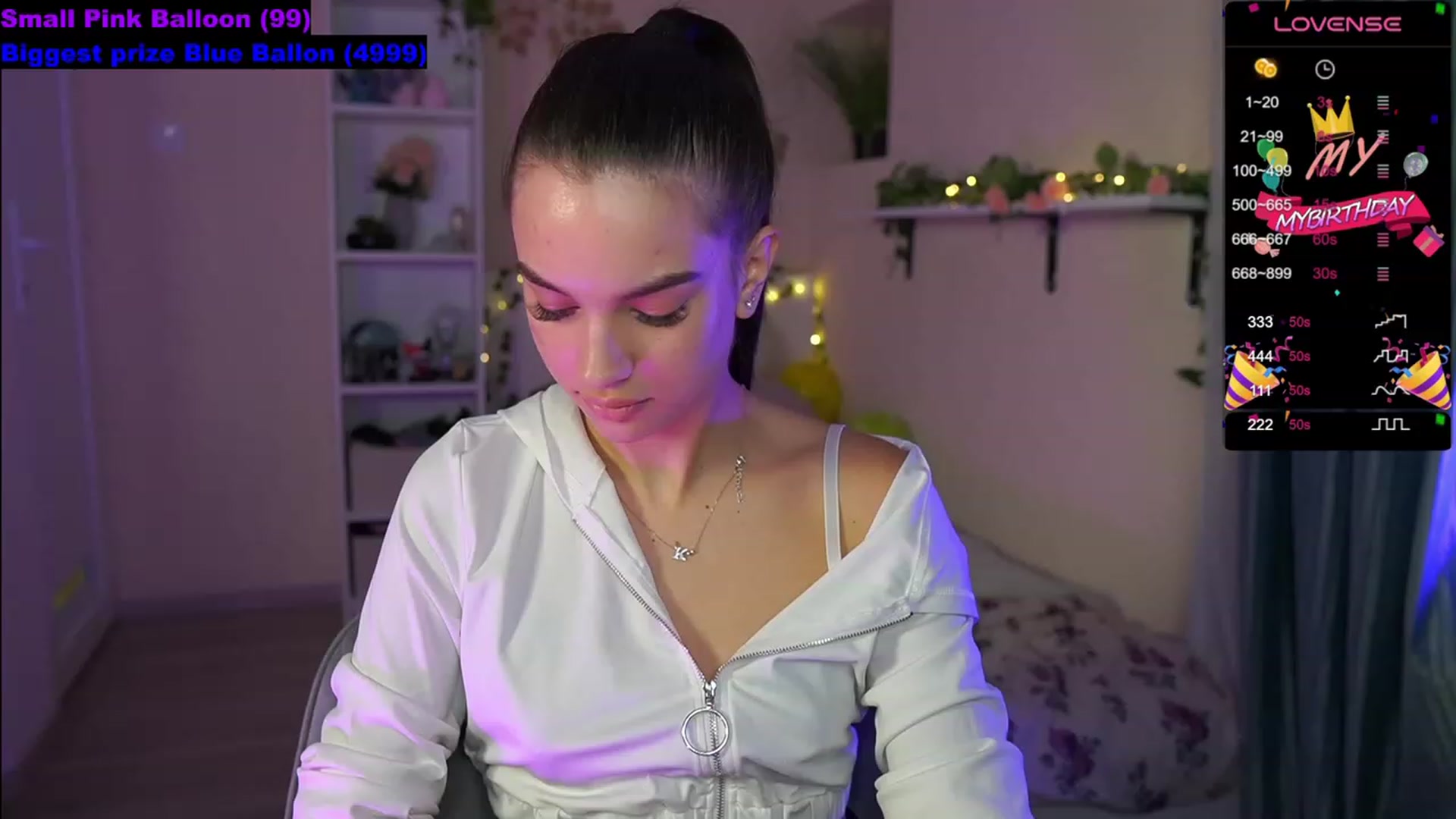 Gallery image thumbnail from Kylie_Quinn's myfreecams stream on, 10/17/2023, 12:42 image 15 of 20