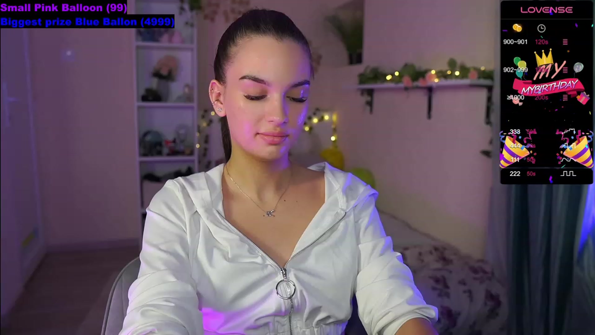Gallery image thumbnail from Kylie_Quinn's myfreecams stream on, 10/17/2023, 15:59 image 2 of 20