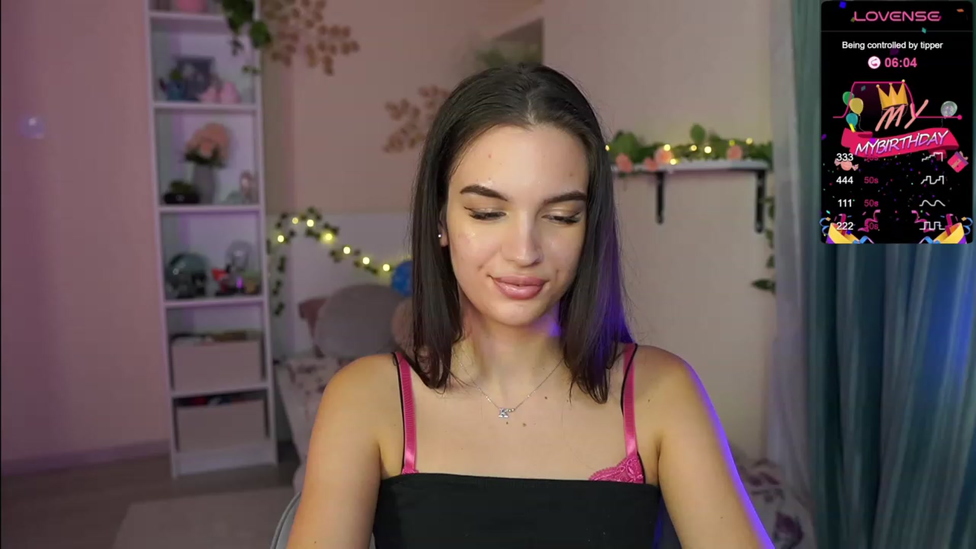 Gallery image thumbnail from Kylie_Quinn's myfreecams stream on, 10/21/2023, 21:46 image 13 of 20