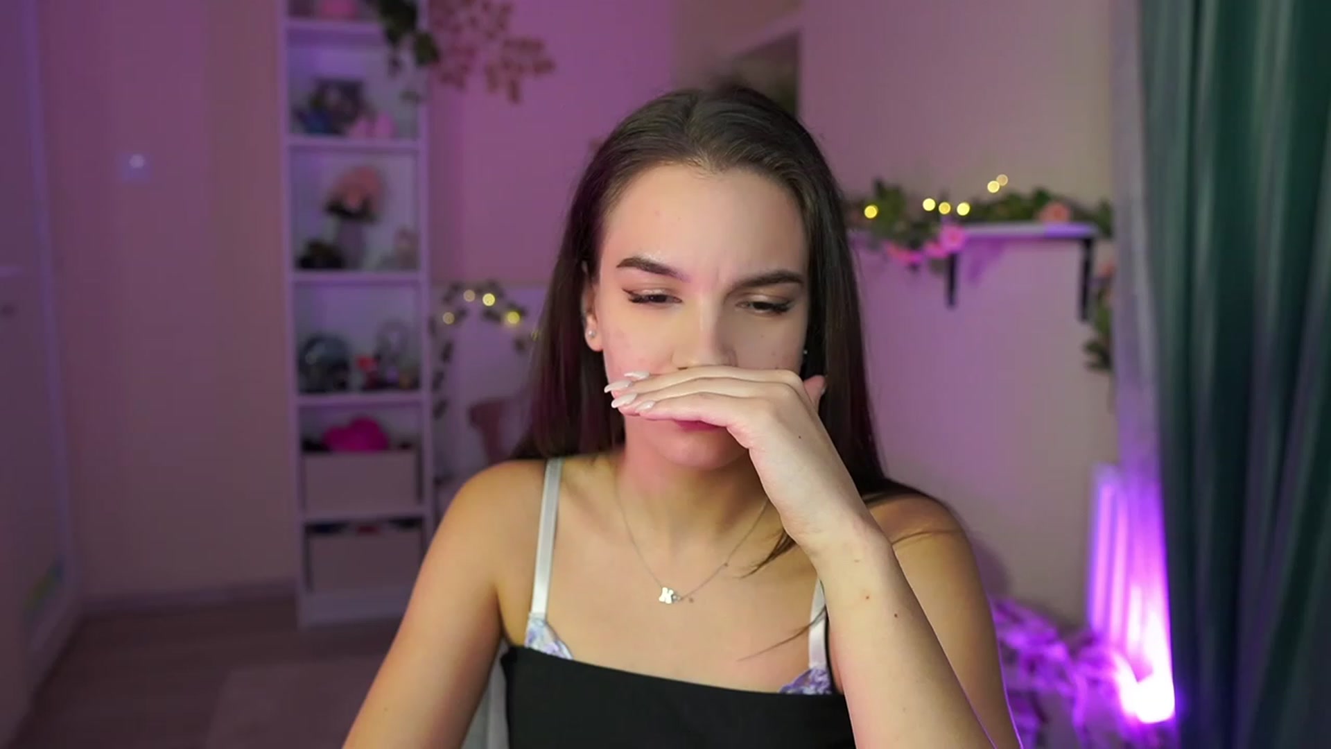 Gallery image thumbnail from Kylie_Quinn's myfreecams stream on, 10/24/2023, 22:00 image 4 of 20