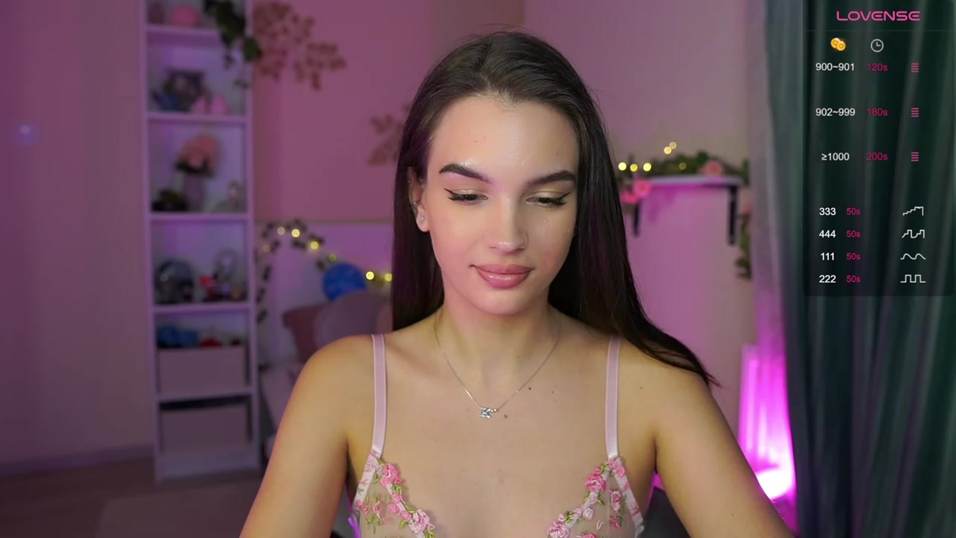 Gallery image thumbnail from Kylie_Quinn's myfreecams stream on, 10/27/2023, 19:22 image 16 of 20