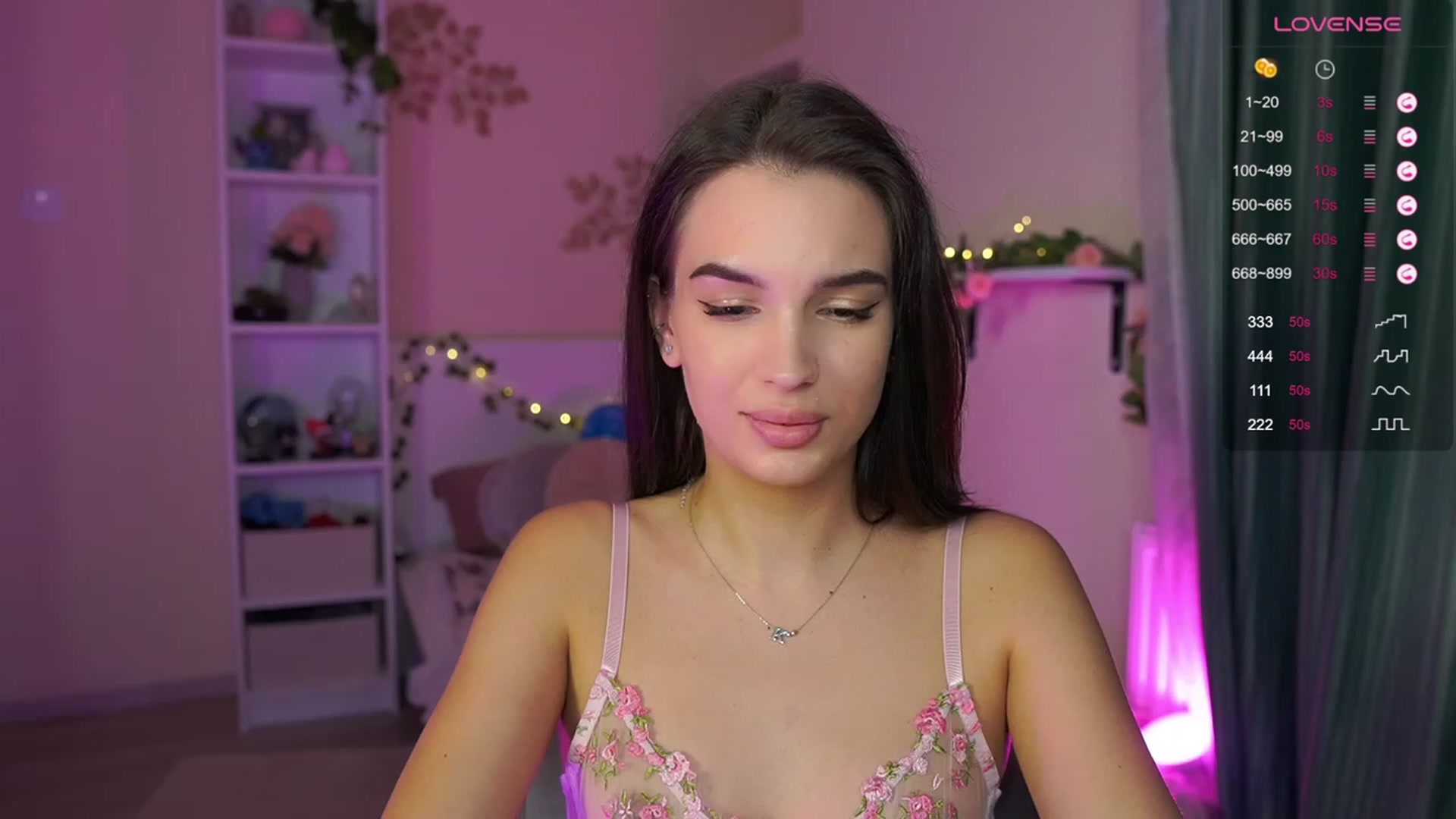 Gallery image thumbnail from Kylie_Quinn's myfreecams stream on, 10/27/2023, 22:40 image 4 of 20