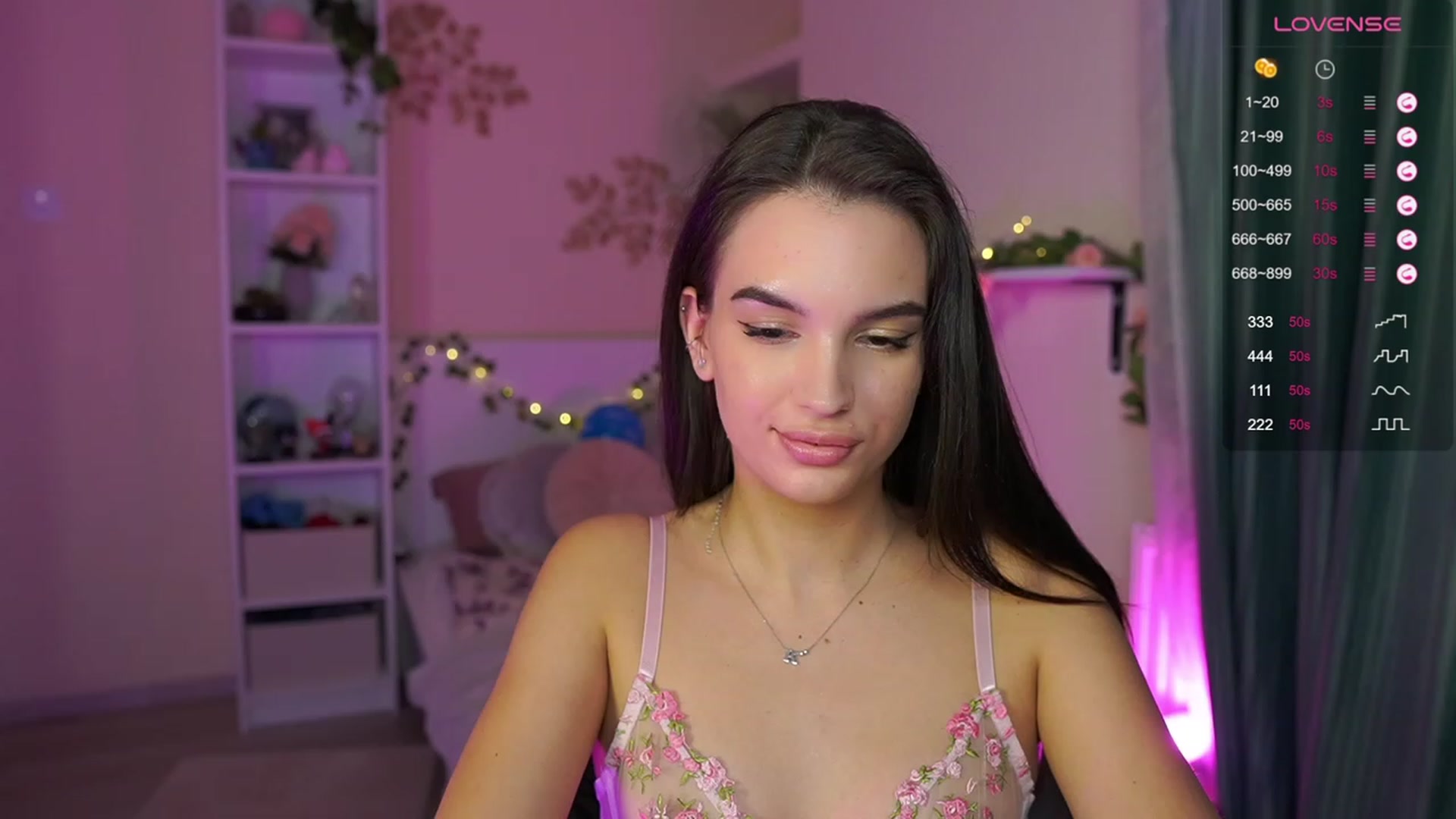 Gallery image thumbnail from Kylie_Quinn's myfreecams stream on, 10/27/2023, 22:40 image 18 of 20