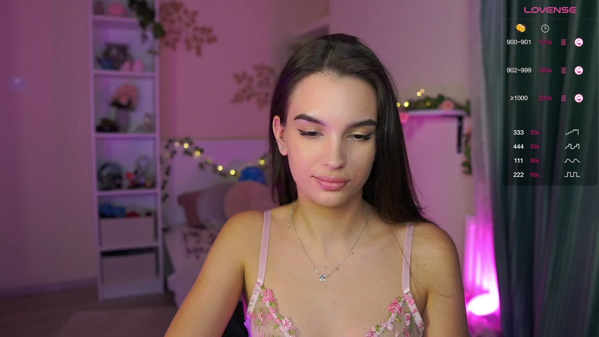 Gallery image thumbnail from Kylie_Quinn's myfreecams stream on, 10/27/2023, 22:40 image 13 of 20