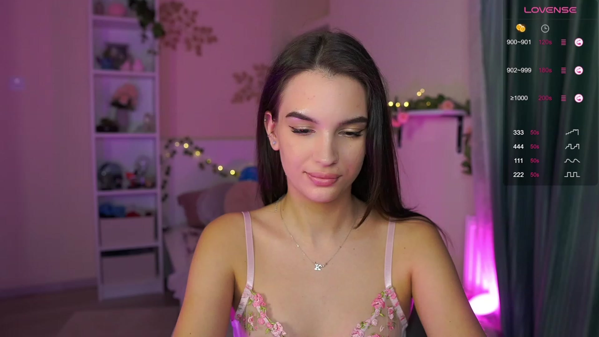 Gallery image thumbnail from Kylie_Quinn's myfreecams stream on, 10/27/2023, 22:40 image 2 of 20