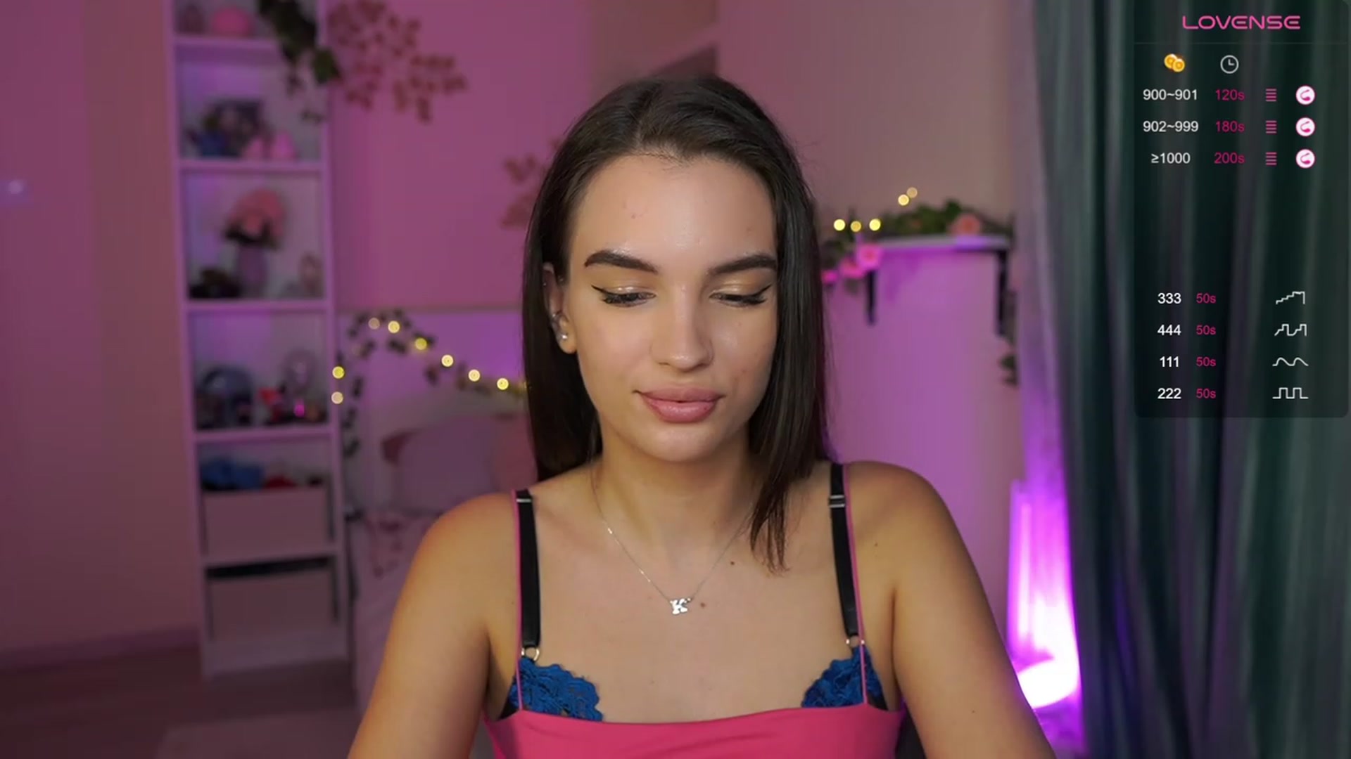 Gallery image thumbnail from Kylie_Quinn's myfreecams stream on, 10/28/2023, 21:25 image 17 of 20