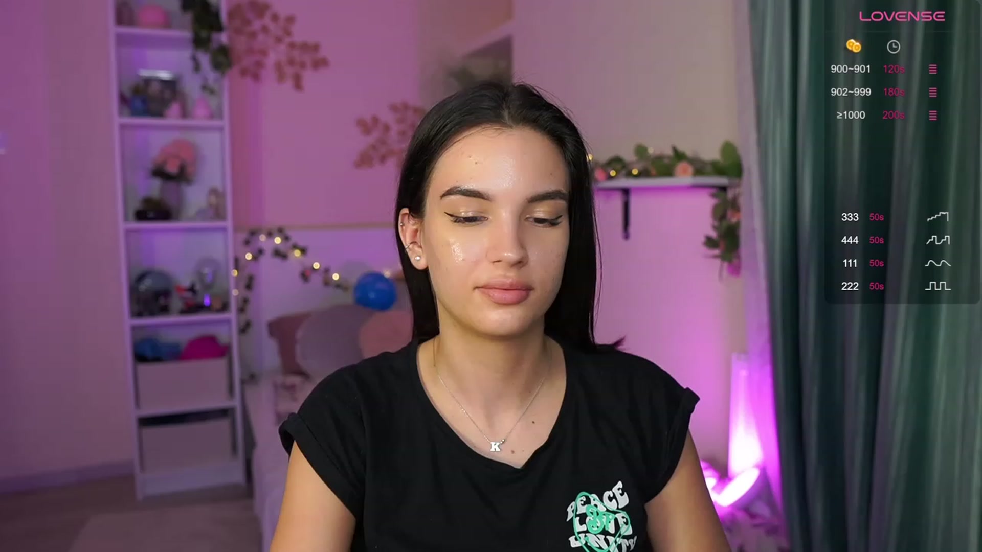 Gallery image thumbnail from Kylie_Quinn's myfreecams stream on, 11/02/2023, 24:09 image 14 of 20