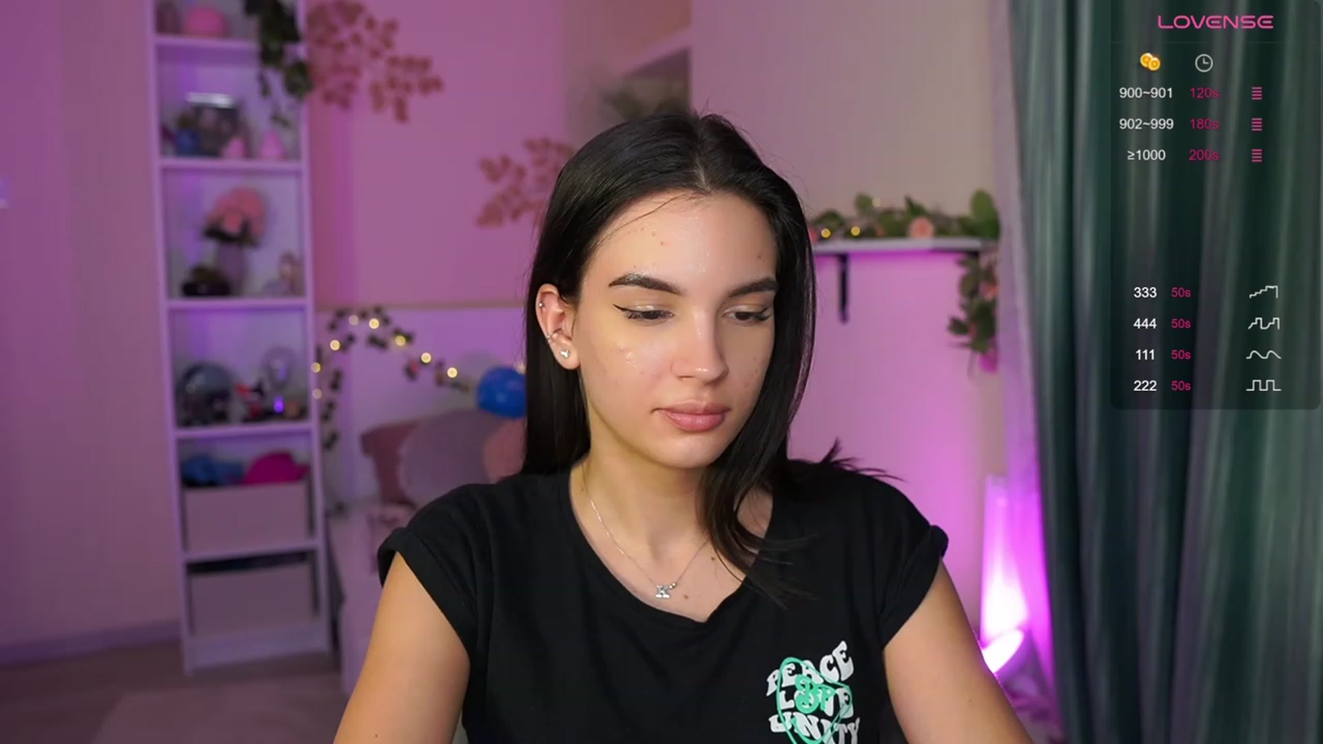 Gallery image thumbnail from Kylie_Quinn's myfreecams stream on, 11/02/2023, 24:09 image 6 of 20