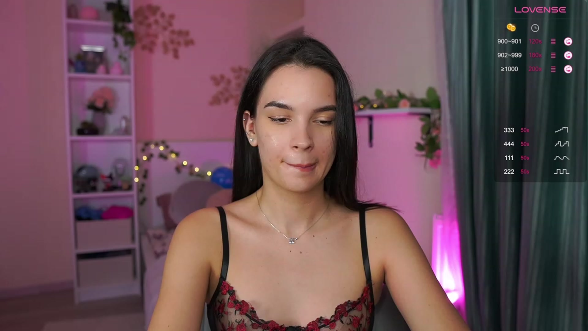 Gallery image thumbnail from Kylie_Quinn's myfreecams stream on, 11/05/2023, 21:59 image 13 of 20