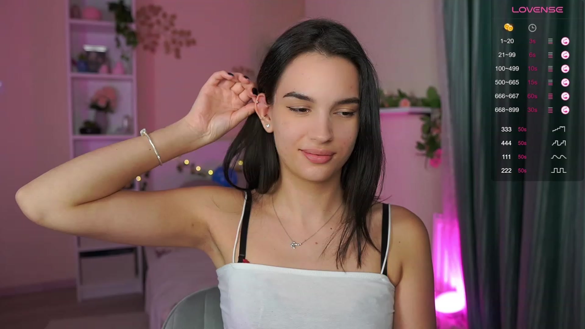 Gallery image thumbnail from Kylie_Quinn's myfreecams stream on, 11/05/2023, 22:37 image 12 of 20