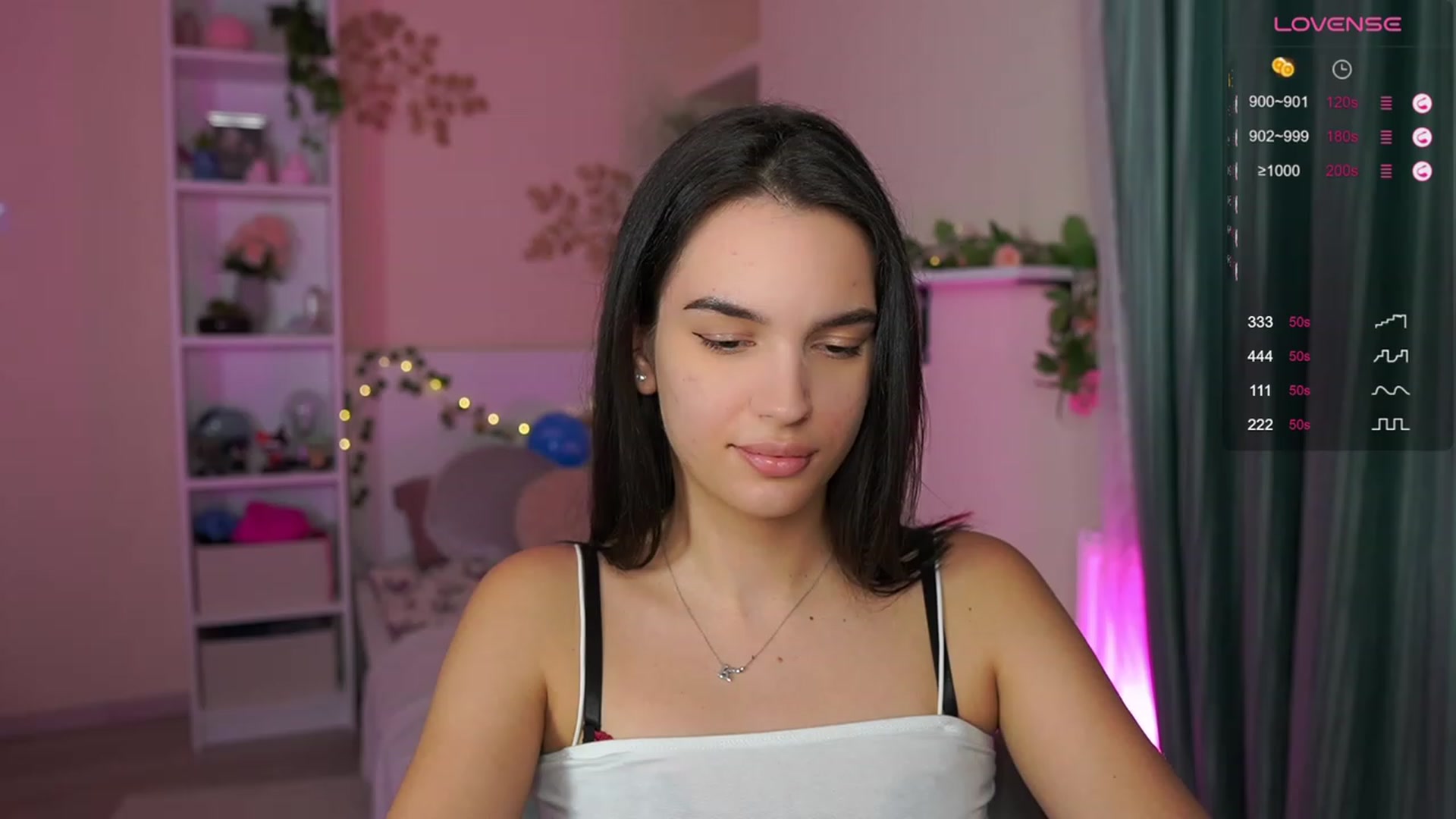 Gallery image thumbnail from Kylie_Quinn's myfreecams stream on, 11/05/2023, 22:37 image 16 of 20