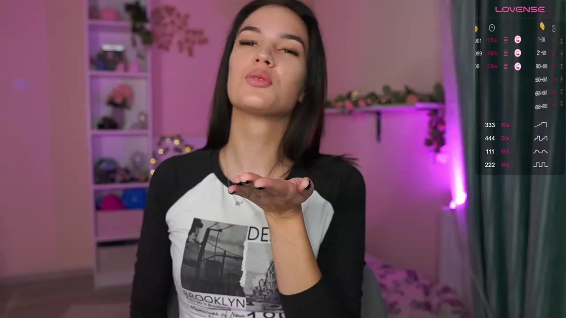 Gallery image thumbnail from Kylie_Quinn's myfreecams stream on, 11/07/2023, 17:40 image 10 of 20